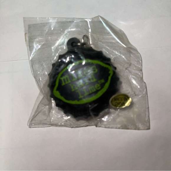 New In Package Collectible “mike’s hard lime” Bottle Opener and Key Ring - Picture 4 of 6